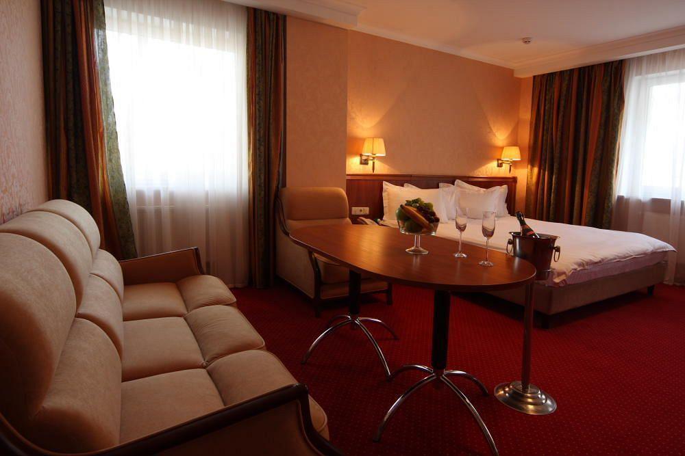 Delice Hotel ลวีฟ ภายนอก รูปภาพ